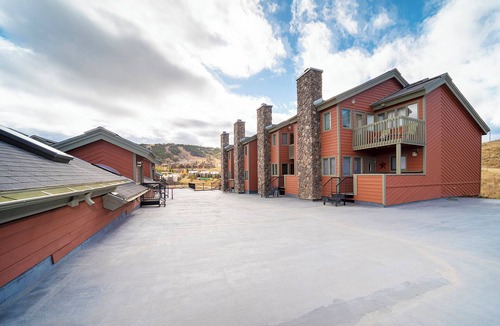 Silvercreek Condo | Cozy 3-bed/3-bath condo in Granby - ski, bike, golf, hike, fish, RMNP