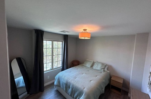 Enterprise House | Cozy 3-Bedroom House Near Golf & Strip