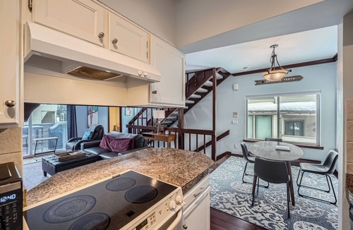 Eagle-Vail House | Cozy 3 story 2-bedroom townhome in charming Eagle Vail with WiFi, one car garage