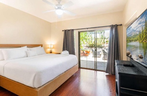Lake Elsinore House | Cozy 3BR Lake Elsinore Retreat with Mountain Views