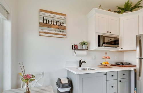 Bullhead City Apartment | Cozy Bullhead City Studio w/ Patio, 2 Mi to River!