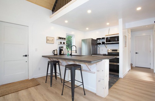 Glenwood Springs House | Cozy cabin between town and public land, with beautiful views!