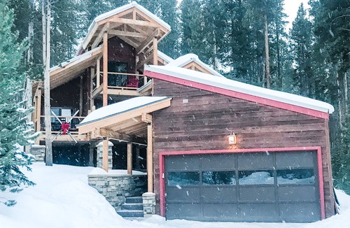 Breckenridge House | Cozy Cabin in the Woods