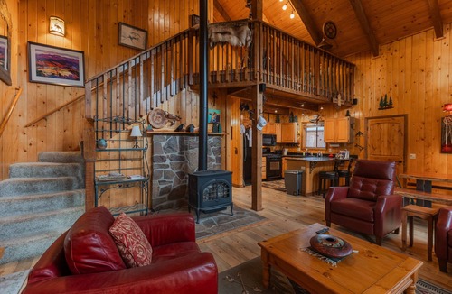 Pagosa Springs Cabin | Cozy Cabin | New Hot Tub! Near Shopping, Dining, Skiing, Golfing