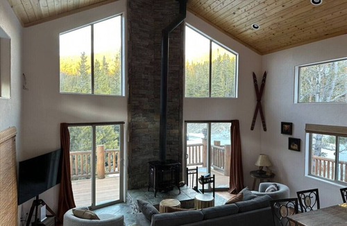 Saint Mary's Ski Chalet | Cozy Chalet in the Mountains
