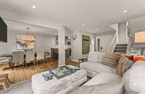 Innsbruck Meadows House | Cozy Chic Vail Getaway/Quiet/Peaceful