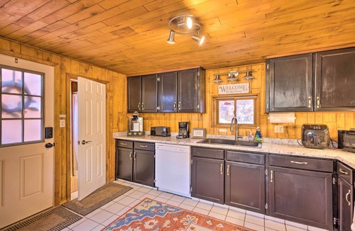 Green Mountain Falls House | Cozy CO Rocky Mountain Retreat Near Pikes Peak!