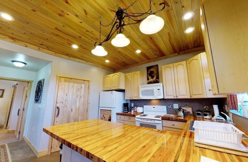Blanding Cottage | Cozy Cottage with Fire Pit and BBQ Nestled in the Cedar Trees in Blanding, Utah