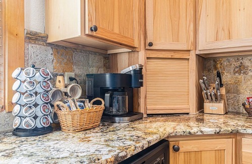 Estes Park Cabin | Cozy Estes Park Cabin w/Stunning Mountain Views!