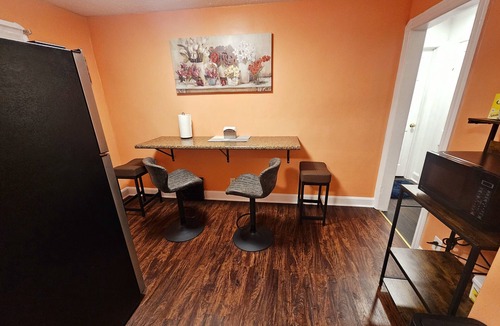 Berea House | Cozy Home in Beautiful Berea: near Airport, IX Center, Parks, & Campus