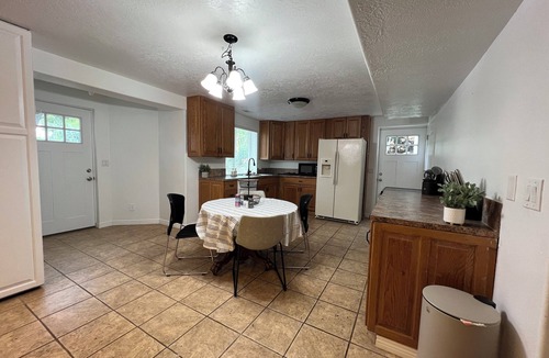 Mapleton Apartment | Cozy Mapleton Residence