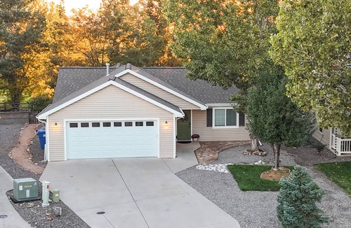 Montrose House | Cozy Montrose Home near to the National parks and Montrose airport.