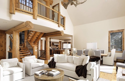 Aspen House | Cozy Mountain Contemporary Aspen Getaway!