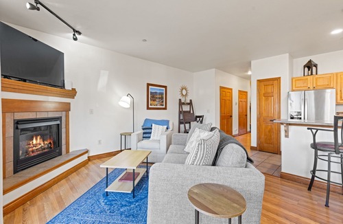 Willow Grove Condo | Cozy Mountain Retreat Near the Blue River