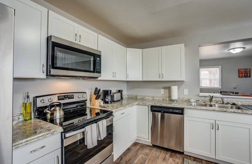 East Colorado Springs House | Cozy Retreat Near Pikes Peak & Downtown