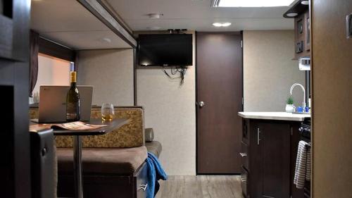 Williams House | Cozy RV Suite with Private Deck & Firepit Near Williams, Arizona