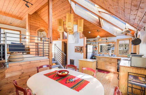 Steamboat Springs House | Cozy Ski Cabin - Downtown along Creek - Private Hot Tub