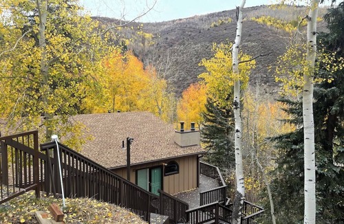 Intermountain Condo | Cozy ski & summer retreat on Vail Moutain, just 5 min away from Vail Ski Resort