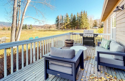 Snowmass Village House | Cozy Snowmass Home w/ Acre Yard, Wood Stove, Deck, Gas Grill, & Mountain Views