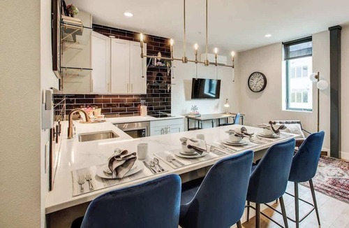 Berkeley Apartment | Cozy Tennyson St Suite | Great for Couples & Biz