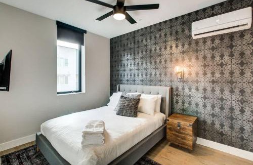 Berkeley Apartment | Cozy Tennyson St Suite - Great for Couples & Biz