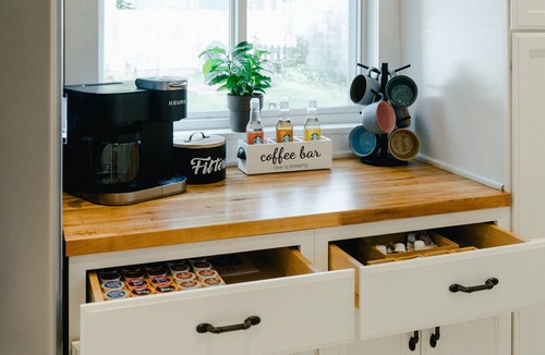 Ohio City House | Cozy Updated Century Gem- Prime Location - Sleeps 10- Make yourself at home!