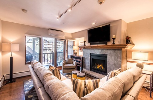 Beaver Creek Condo | CRBC-Best location! Ski In-Out, Steps to Ski School, Shops, Restaurants, Golf!