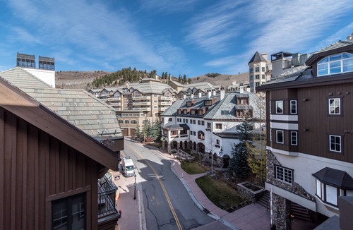 Beaver Creek Condo | CRBC-Best location! Ski In-Out, Steps to Ski School, Shops, Restaurants, Golf!