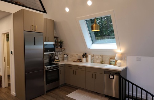 Logan Cabin | Creative Cabins - The Frame