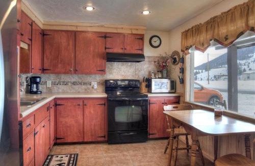 Creede House | Creede Haven Cabin