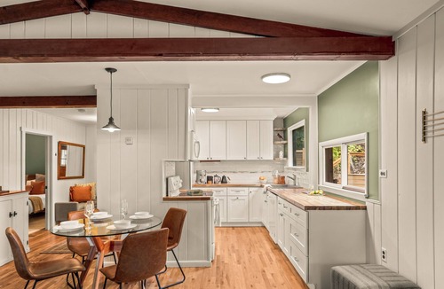 Glenwood Springs House | Creekside Cottage with Outdoor Patio & Firepit, Cozy Fireplace Near Hot Springs