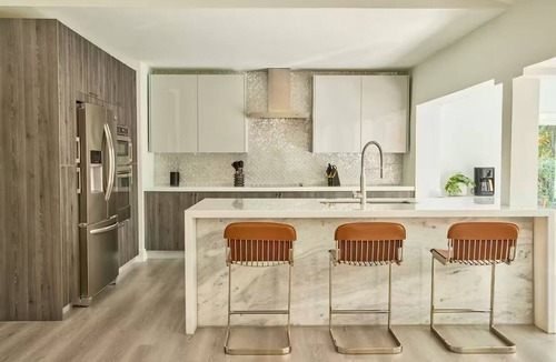 Pinecrest House | Cumpa's House: Mid-Century Luxury in Miami