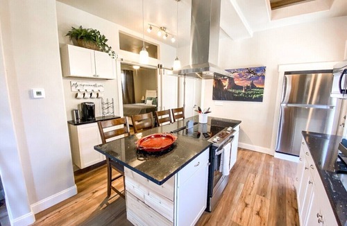 Colorado Springs House | ♥Custom♥Dream home, loft/porch,trendy neighborhood