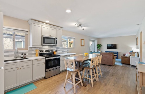 Downtown Condo | Cute 2BR One block from beach!