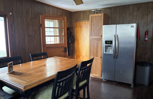 Conneaut House | Daydream Away, at our peaceful, roomy, 4 bed home, near the lake in Conneaut.