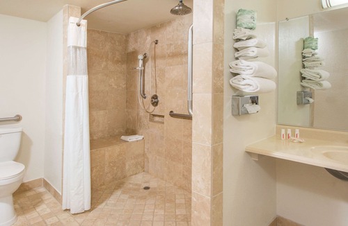 Little Tuscany Hotel | Days Inn by Wyndham Palm Springs