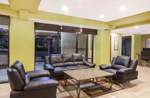 Milpitas Hotel | Days Inn by Wyndham San Jose Airport