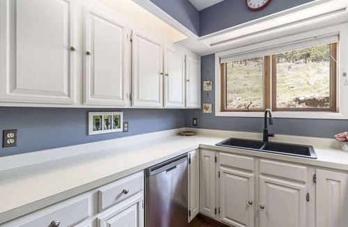 Fall River Estates Condo | Deer Mountain Retreat near RMNP! #3206