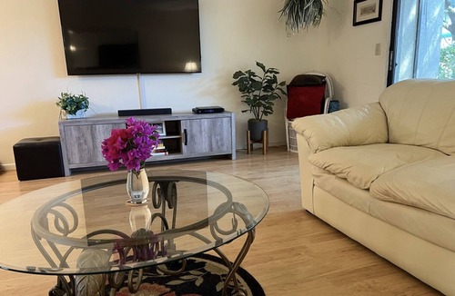 Deerfield Beach House | Deerfield Beach 2bedroom 2 bath townhouse 3mi from beach,Deercreek Golf⛳️