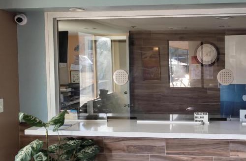Oxnard Hotel | Del Playa Inn Oxnard Near Camarillo