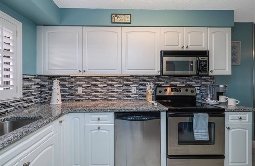 Avalon by the Sea Condo | Delightful 2-bedroom condo with oceanfront view in Ormond Beach