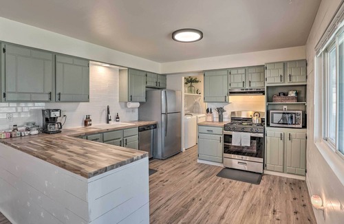 Canon City House | Delightful Pet-Friendly Homestead w/ Fire Pit