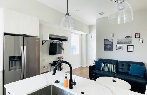 Lincoln Park Apartment | Denver Sante Fe Art District Urban Tower Basecamp