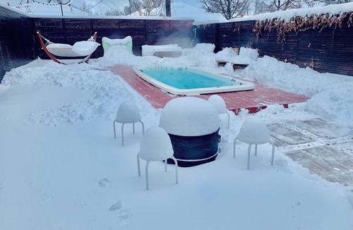 East Colfax House | Denver Swim Spa Oasis