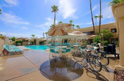Little Tuscany Condo | Desert Condo w/Pool & Balcony Views