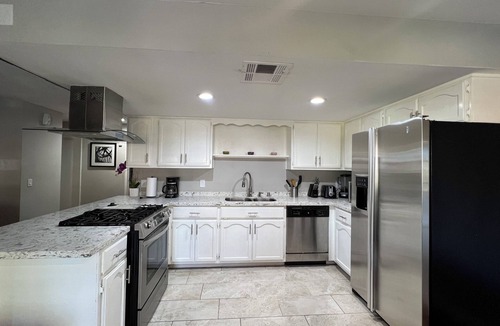 Spring Valley Condo | Designed to ENJOY!. Best Vacation Place Las Vegas Nevada By: Smart Homes
