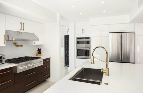 Chino Canyon House | Designer 4-Bedroom Home with Pool - LuxeLife!