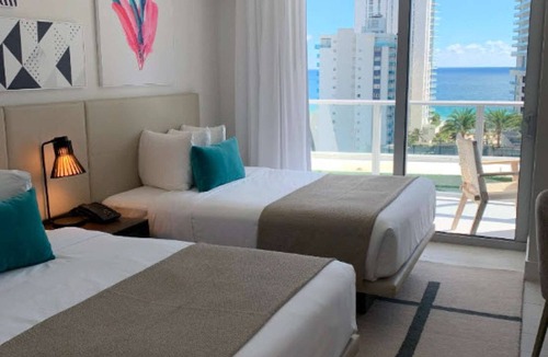 Hollywood South Central Beach Hotel | Direct Ocean Views + Rooftop Pool. Bar. Tennis.