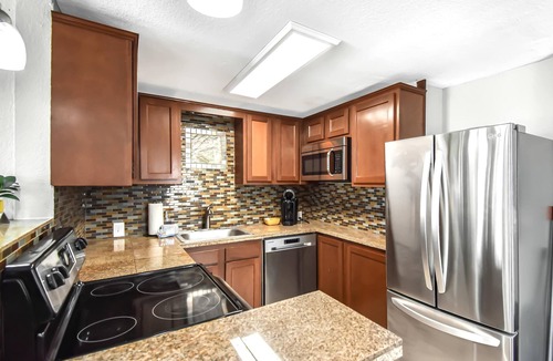 Berkley House | Dog Friendly and Family Sized Home
