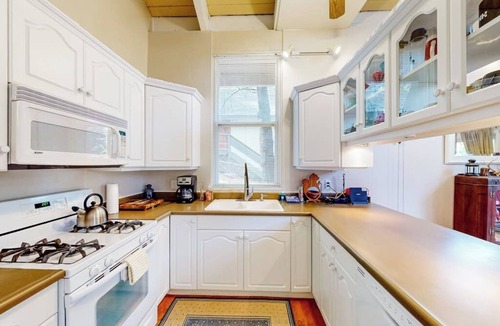 Twin Peaks Cabin | Dog-friendly cabin surrounded by trees and wildlife with fireplace & deck